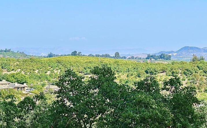 Pictures of Land property located at Manzanillo, Moorpark, CA 93021 for sales - image #1