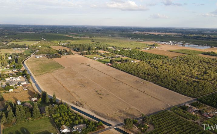 Pictures of Land property located at Bent, Modesto, CA 95357 for sales - image #1