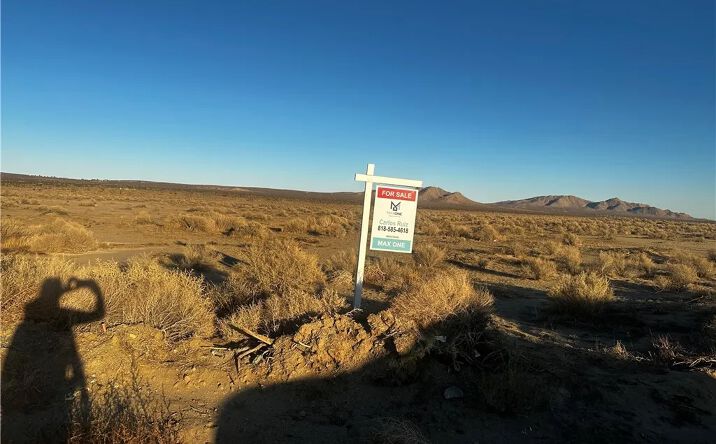 Pictures of Land property located at 140 E Ave I, Lancaster, CA 93535 for sales - image #1