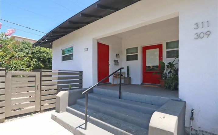 Pictures of Multifamily property located at 309 N Avenue 50, Los Angeles, CA 90042 for sales - image #1