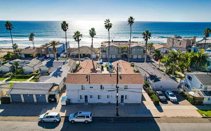 Pictures of Multifamily property located at 920 S Pacific, Oceanside, CA 92054 for sales - image #1