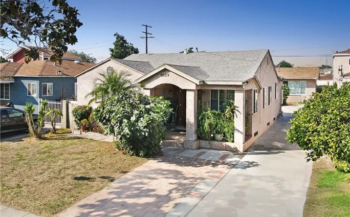 Pictures of Multifamily property located at 9329 Mcnerney, South Gate, CA 90280 for sales - image #1