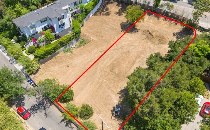 Pictures of Land property located at 11464 Canton, Studio City, CA 91604 for sales - image #1
