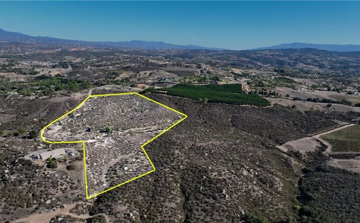 Pictures of Land property located at Grande, Temecula, CA 92592 for sales - image #1