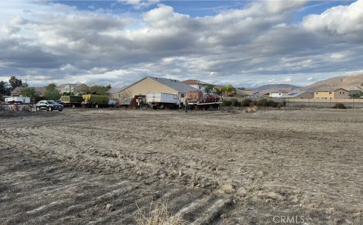 Pictures of Land property located at 669 N Lyon, San Jacinto, CA 92582 for sales - image #1
