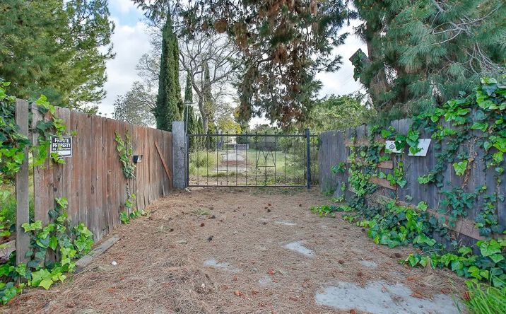 Pictures of Land property located at 9792 Stanford Ave, Garden Grove, CA 92841 for sales - image #1