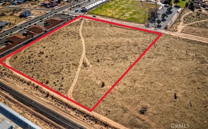 Pictures of Land property located at Live Oak, Hesperia, CA 92345 for sales - image #1