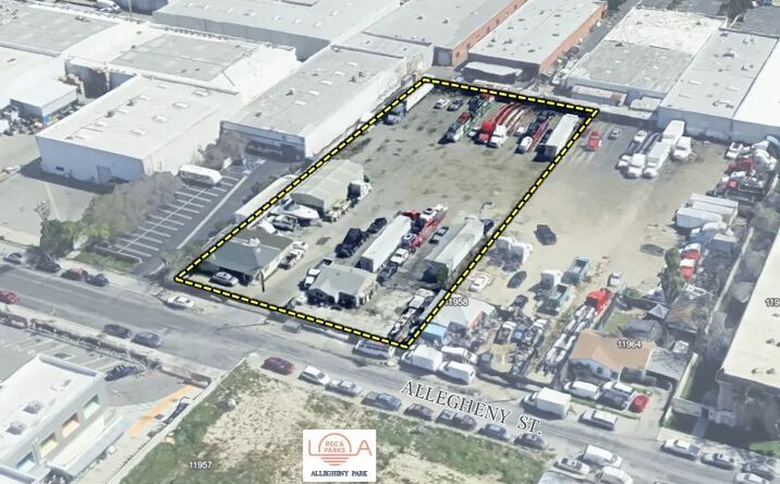 image of property at 11942 ALLEGHENY ST Sun Valley CA 91352-1833