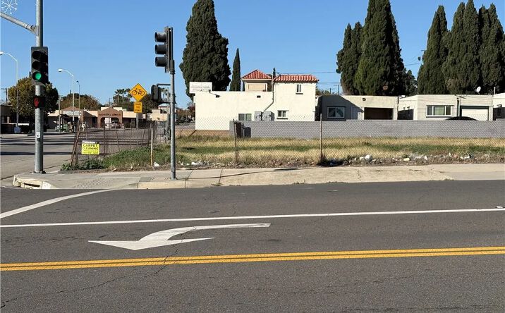 Pictures of Land property located at 437 W Ramsey, Banning, CA 92220 for sales - image #1