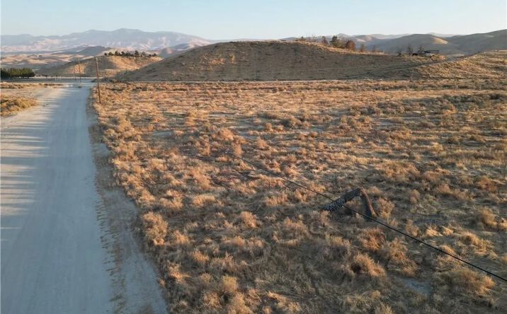 Pictures of Land, Industrial property located at Scott Drive, Maricopa, CA 93252 for sales - image #1