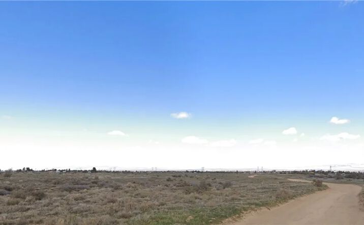 Pictures of Land property located at Cygnet, Phelan, CA 92371 for sales - image #1