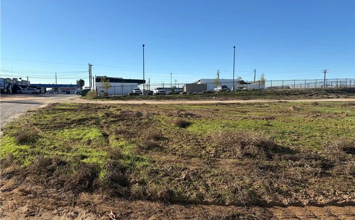 Pictures of Land property located at Alessandro, Moreno Valley, CA 92553 for sales - image #1