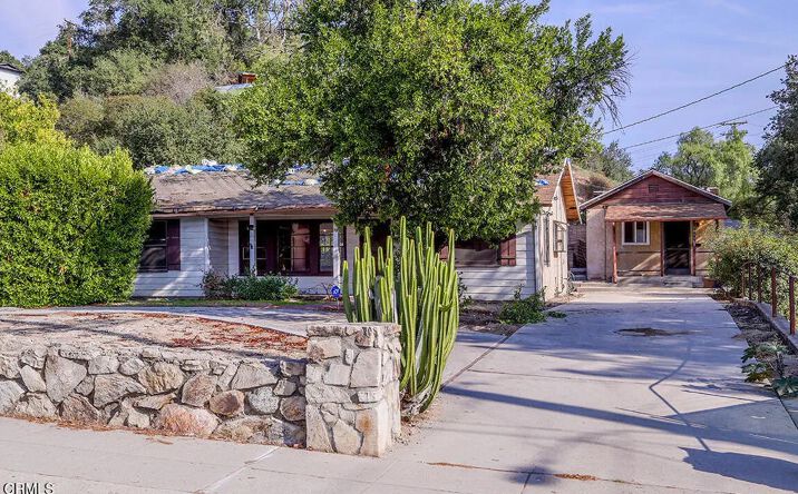 Pictures of Multifamily property located at 3908 Park Place, La Crescenta, CA 91214 for sales - image #1