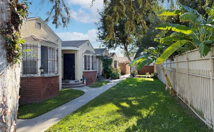 Pictures of Multifamily property located at 338 W Magnolia Street, Compton, CA 90220 for sales - image #1