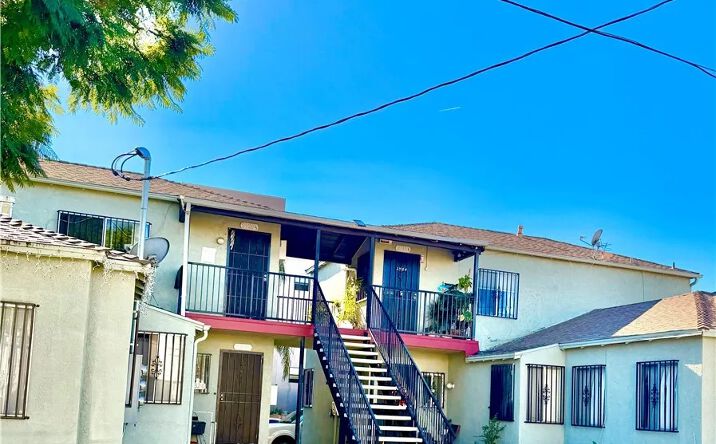Pictures of Multifamily property located at 2316 Michigan, Los Angeles, CA 90033 for sales - image #1