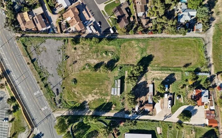 Pictures of Land property located at Foothill, Sylmar, CA 91342 for sales - image #1