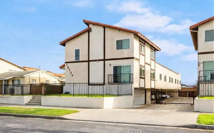 Pictures of Multifamily property located at 16722 S Dalton Ave, Gardena, CA 90247 for sales - image #1