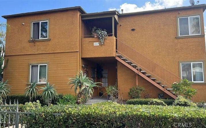 Pictures of Multifamily property located at 1519 N Ross, Santa Ana, CA 92706 for sales - image #1