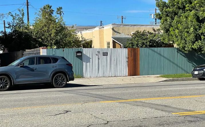 Pictures of Land property located at 7315 Woodley, Van Nuys, CA 91406 for sales - image #1