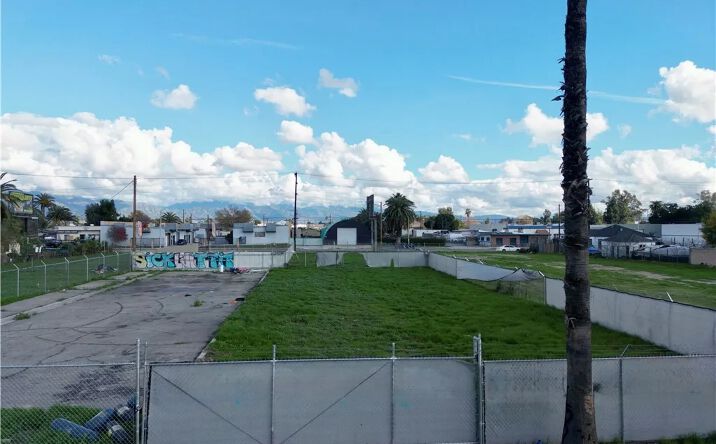 Pictures of Land property located at S Mayfield, San Bernardino, CA 92401 for sales - image #1