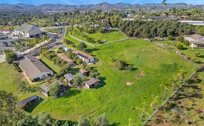 Pictures of Land property located at 2638 Puebla, Escondido, CA 92025 for sales - image #1