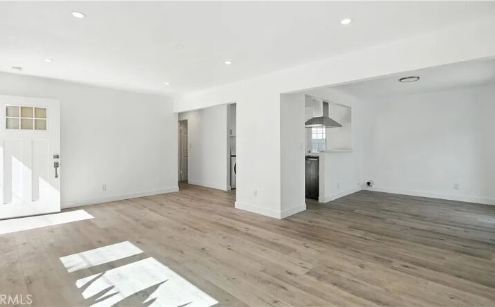 Pictures of Multifamily property located at 3659 W 110th, Inglewood, CA 90303 for sales - image #1