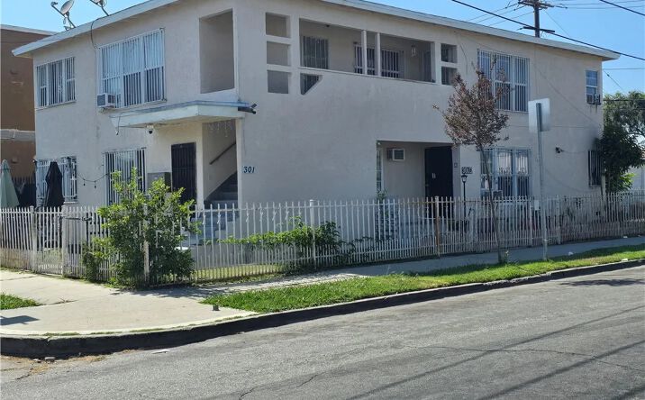 Pictures of Multifamily property located at 301 W Magnolia Street, Compton, CA 90220 for sales - image #1