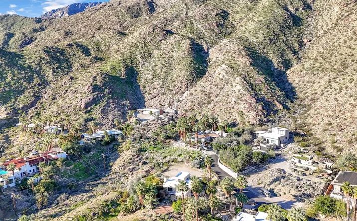 Pictures of Land property located at 1870 S Crestview, Palm Springs, CA 92264 for sales - image #1