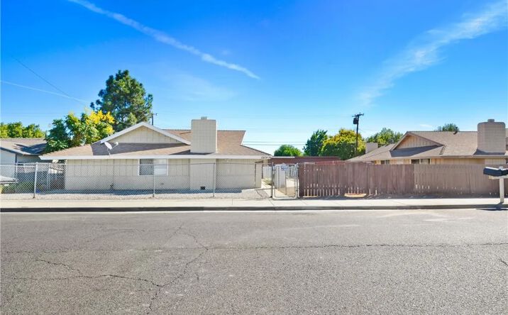 Pictures of Multifamily property located at 13874 Mcdonnell, Moreno Valley, CA 92553 for sales - image #1