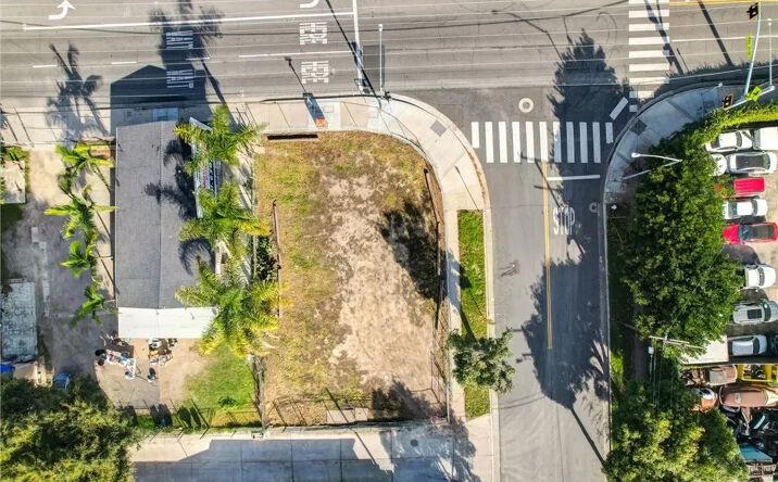 Pictures of Land property located at 3314 W 5th, Santa Ana, CA 92703 for sales - image #1