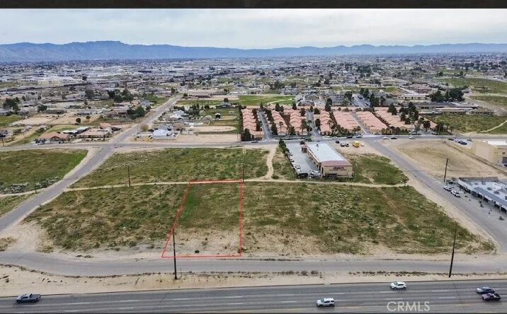 Pictures of Land property located at 1 Bear Valley, Hesperia, CA 92345 for sales - image #1