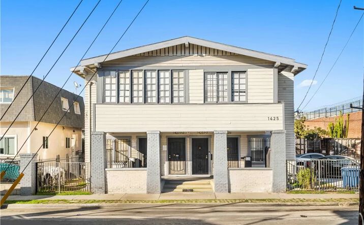 Pictures of Multifamily property located at 1425 W 18th St., Los Angeles, CA 90006 for sales - image #1