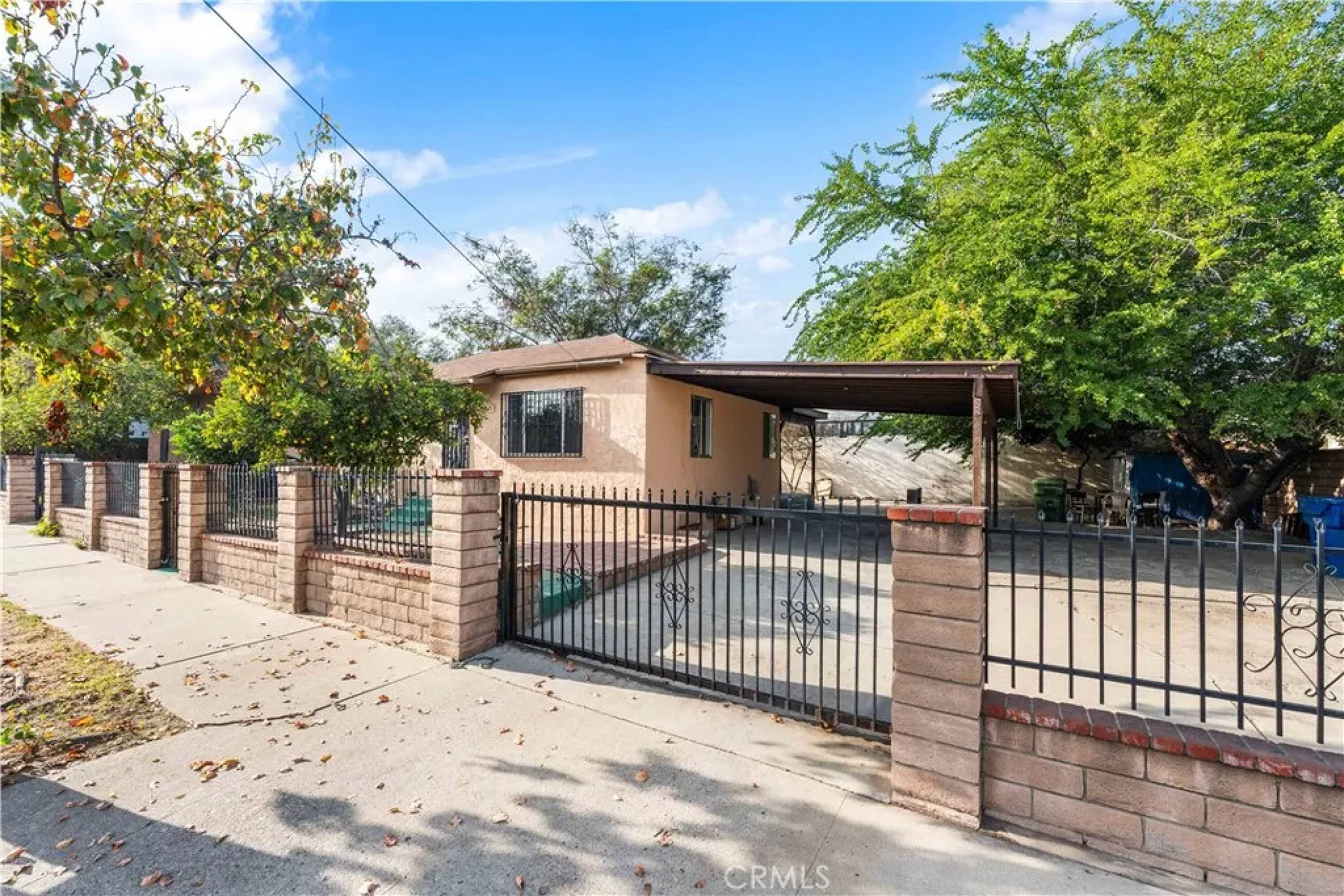 10004 San Fernando Rd  