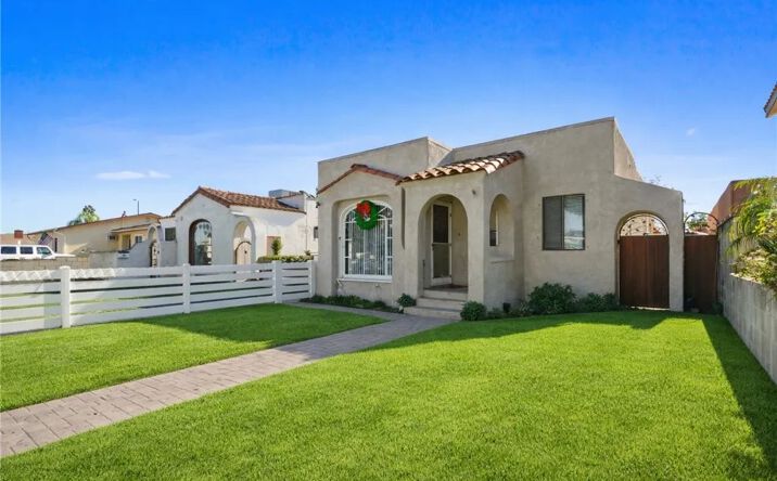 Pictures of Multifamily property located at 1612 253rd, Harbor City, CA 90710 for sales - image #1
