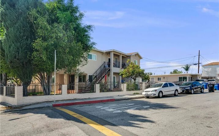 Pictures of Multifamily property located at 537 Bradshawe Avenue, Los Angeles, CA 90022 for sales - image #1