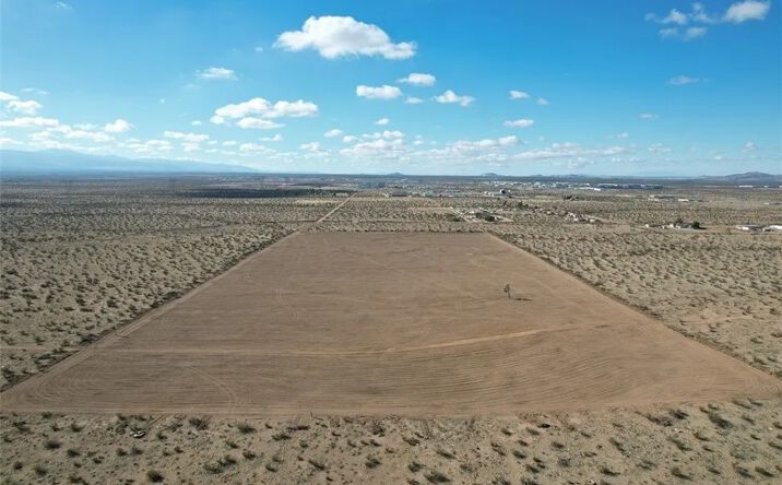 Pictures of Land property located at 9 Bellflower, Adelanto, CA 92301 for sales - image #1