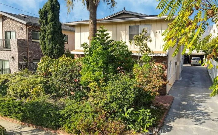 Pictures of Multifamily property located at 419 Salem Street, Glendale, CA 91203 for sales - image #1