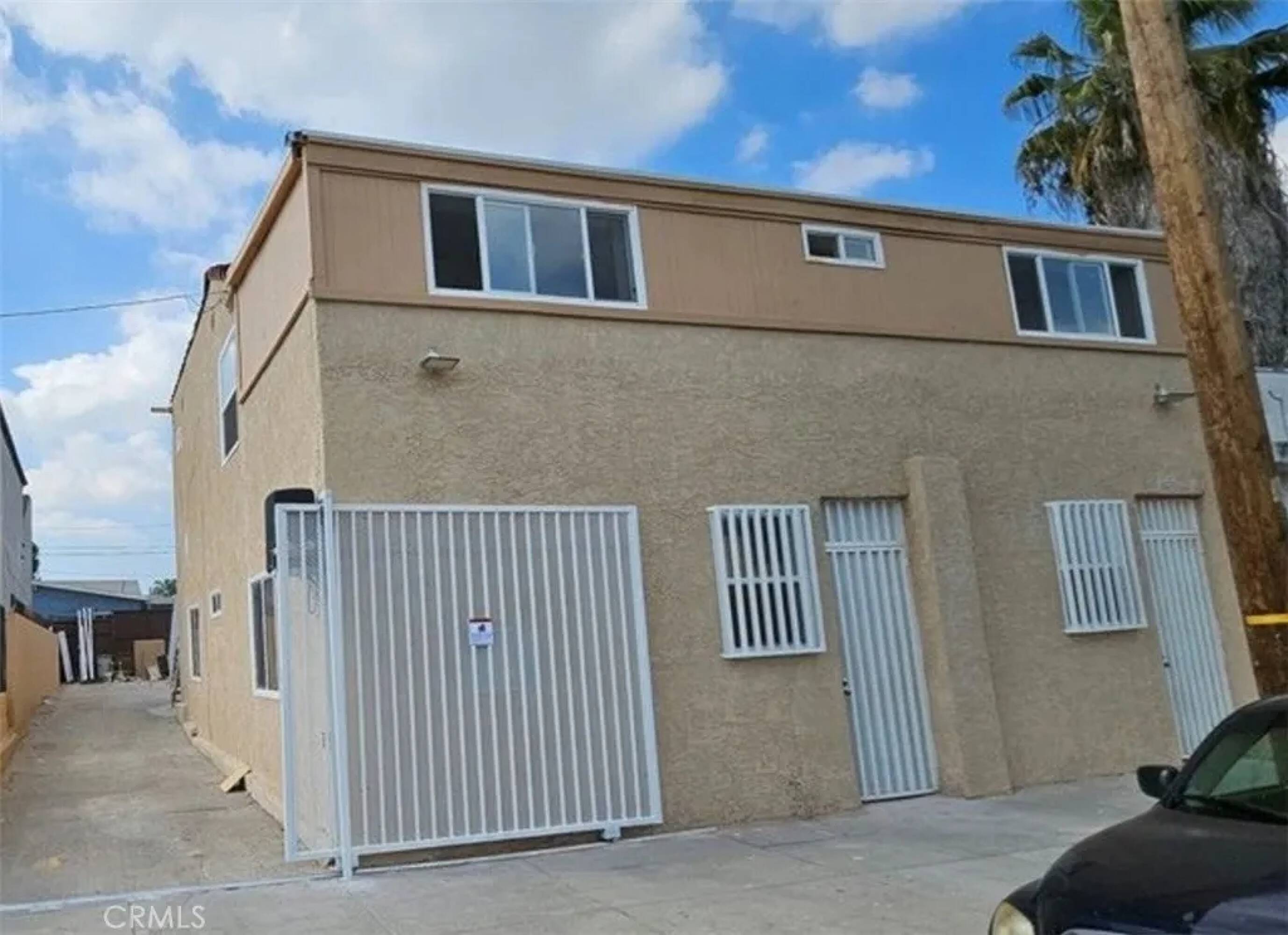 9705 S Normandie  