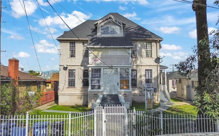 Pictures of Multifamily property located at 2429 E 3rd, Los Angeles, CA 90033 for sales - image #1