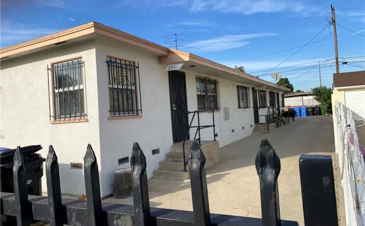 Pictures of Multifamily property located at 2511 Exposition, Los Angeles, CA 90018 for sales - image #1