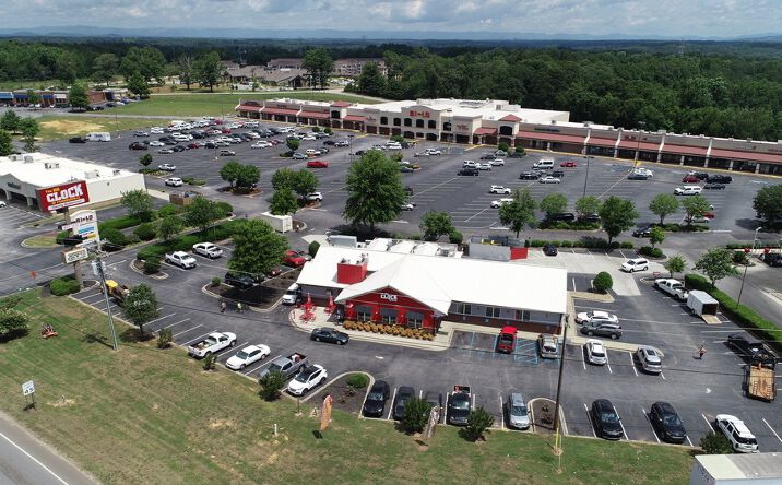 Pictures of Retail property located at 3540 SC-153, Greenville, SC 29611 for comps - image #1