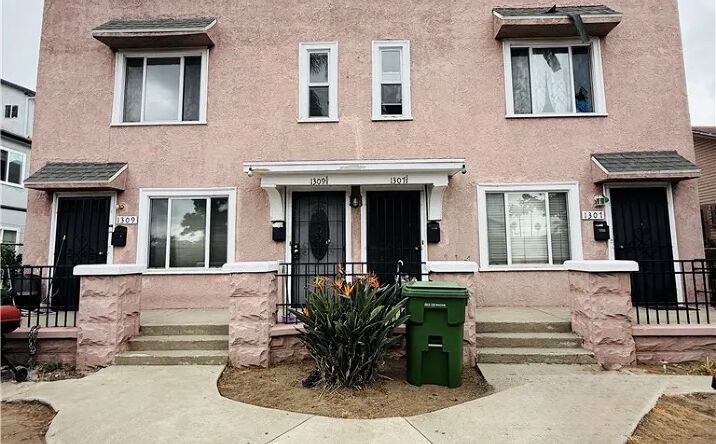 Pictures of Multifamily property located at 1307 W Martin Luther King Jr Boulevard, Los Angeles, CA 90037 for sales - image #1
