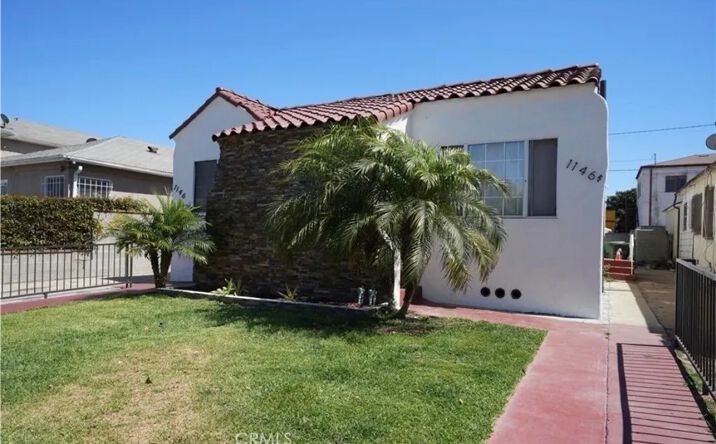 Pictures of Multifamily property located at 1144 W 85th, Los Angeles, CA 90044 for sales - image #1
