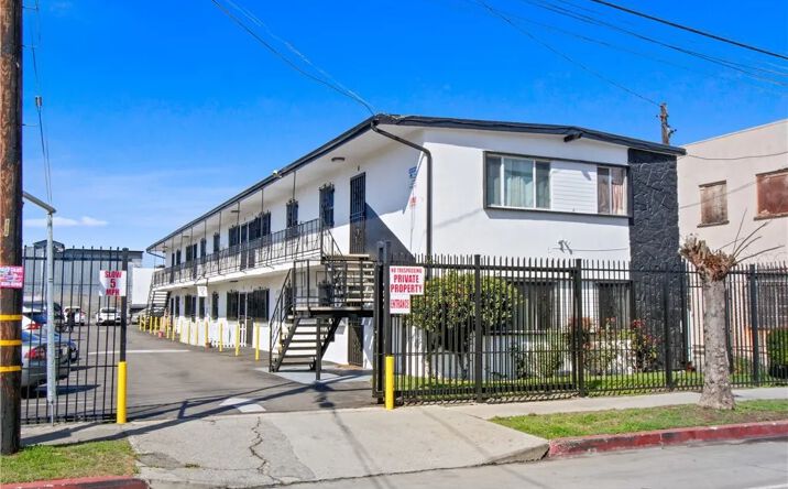 Pictures of Multifamily property located at 8711 Avalon, Los Angeles, CA 90003 for sales - image #1