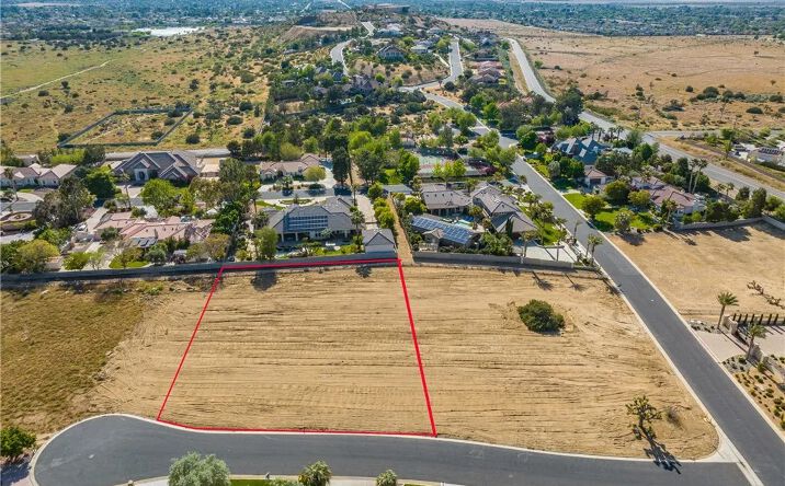 Pictures of Land property located at 41915 Loma Vista, Lancaster, CA 93536 for sales - image #1