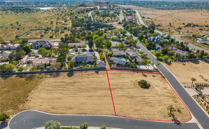 Pictures of Land property located at 41933 Loma Vista, Lancaster, CA 93536 for sales - image #1