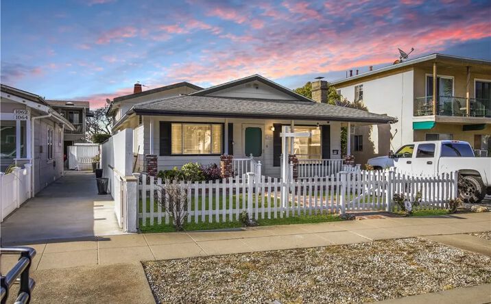 Pictures of Multifamily property located at 1054 W 23rd Street, San Pedro, CA 90731 for sales - image #1