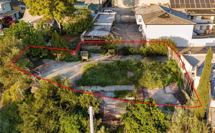 Pictures of Land property located at 133 S Avenue 64, Los Angeles, CA 90042 for sales - image #1