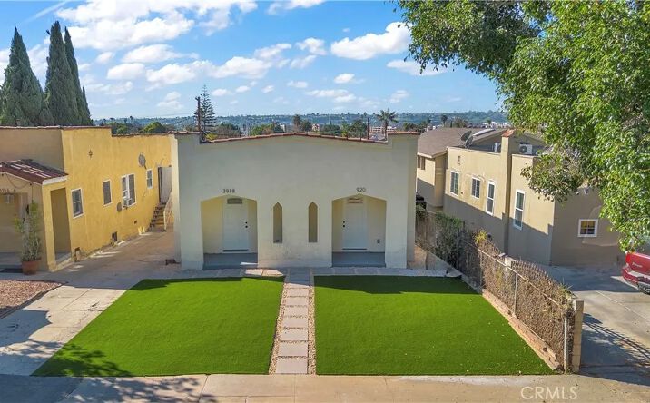Pictures of Multifamily property located at 3918 W 28th, Los Angeles, CA 90018 for sales - image #1