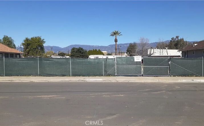 Pictures of Land property located at 416 Oak, San Bernardino, CA 92401 for sales - image #1